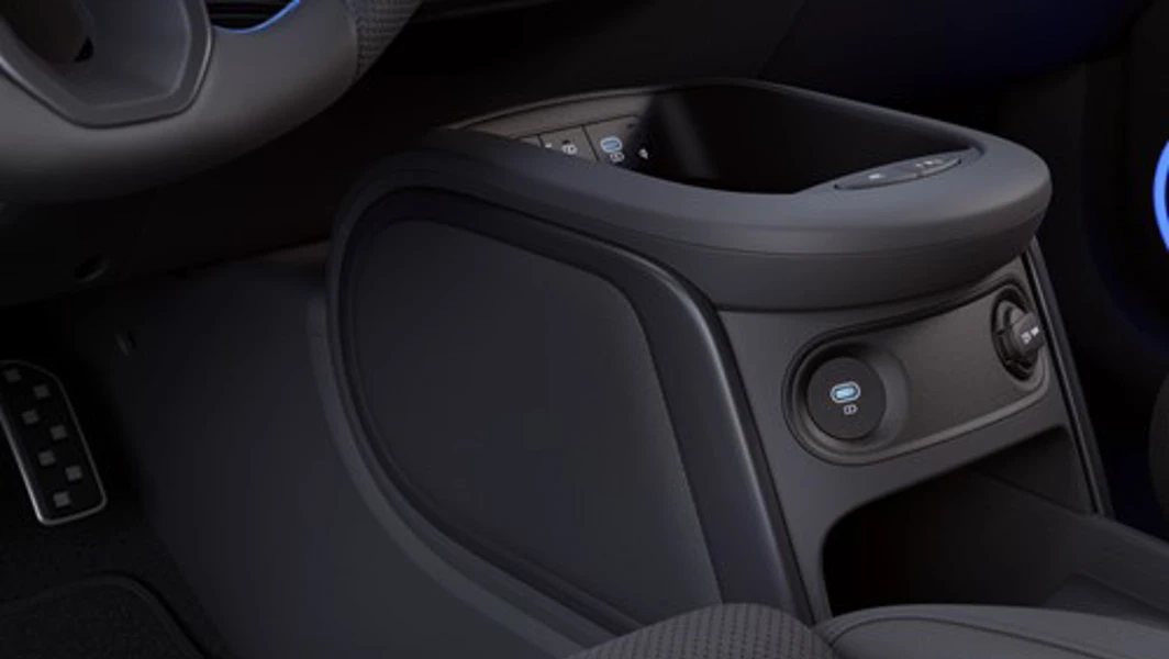 Hyundai Ioniq 5 N Interior 2023 Shot 40 Centre Console Kneepad